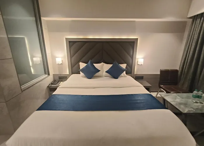 Hotel Nakshtra Residency Kalyan - Premium Couple Friendly