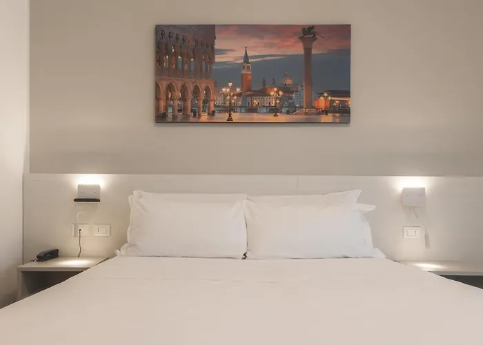 Centro Hotel - Venice Airport