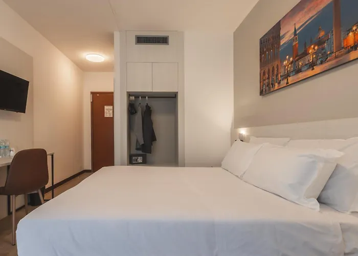 Centro Hotel - Venice Airport