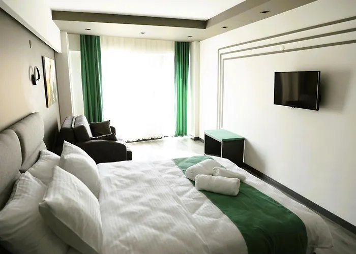 Aybek Ratio Hotel