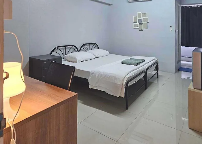Toucan Bed And Cafe