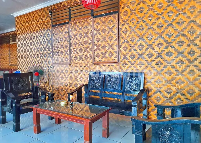 Lh101 Guest House Syariah Near Makam Sunan Bonang Redpartner