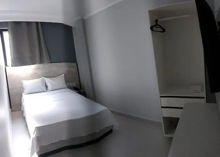Hotel Phizalis