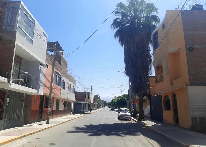 Hotel Eli House 2
