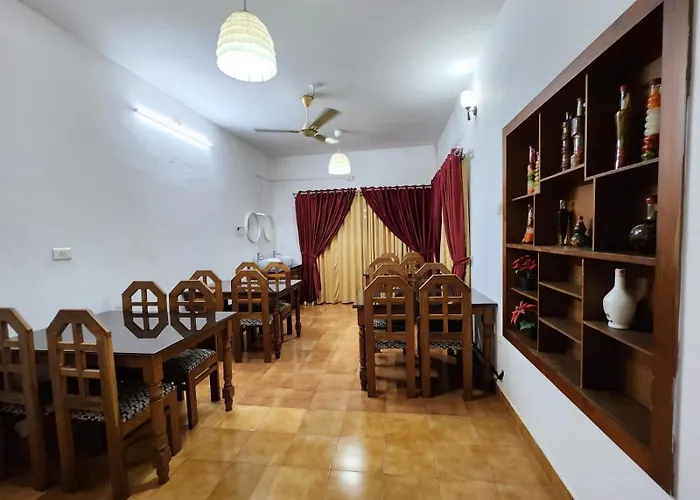 Bharatham Heritage Inn