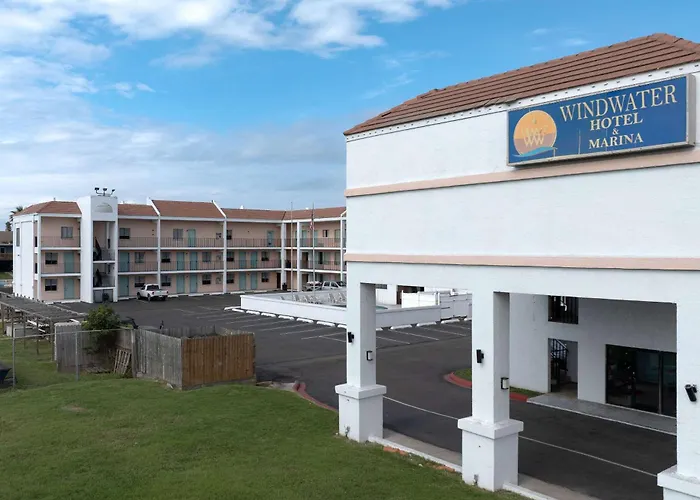 Windwater Hotel And Marina