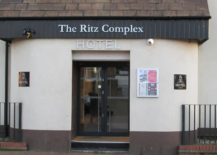 Rooms At The Ritz Complex