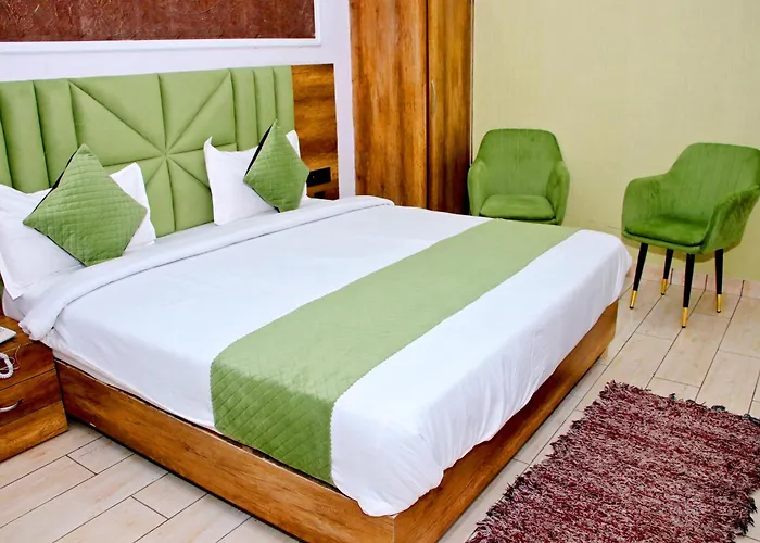 Red Leaf Hotels
