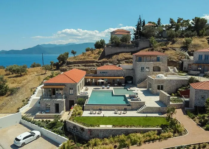 Sampatiki Suites & Spa - Luxury Seaview Suites - Opened 2024