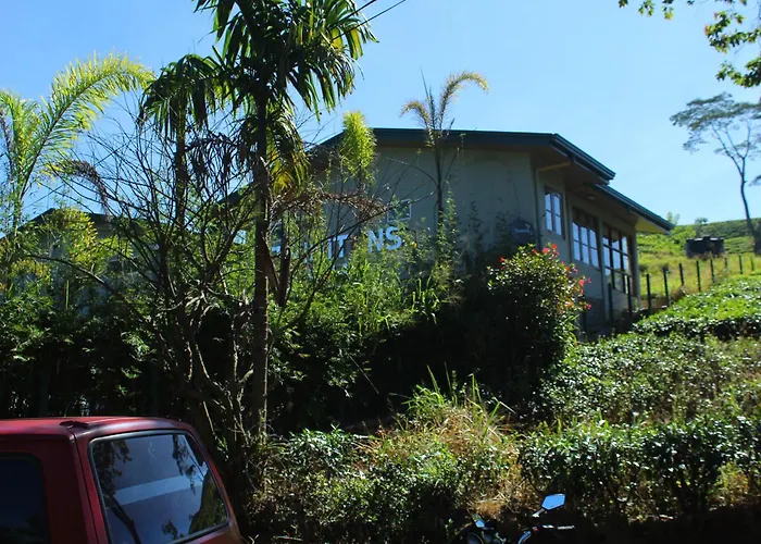 Triniton Holiday Villas