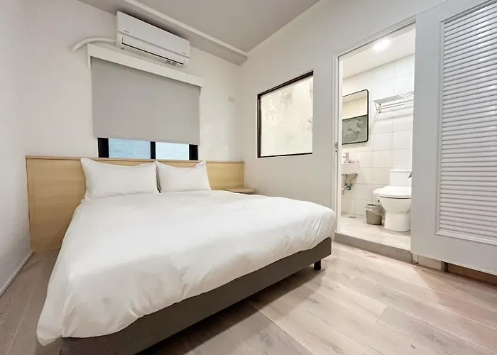Yan Bin Hotel