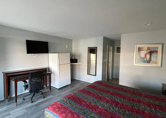 Coachlight Motel