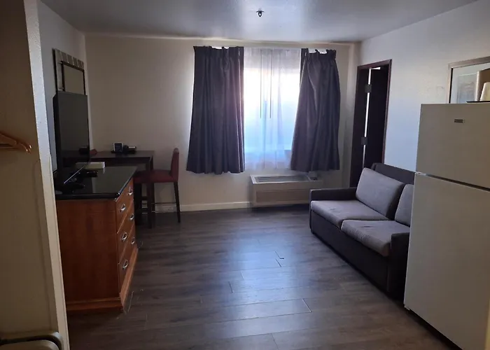 Toppenish Inn And Suites