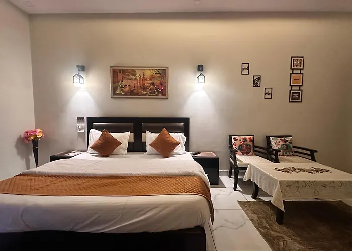 Hotel Tulsi Inn