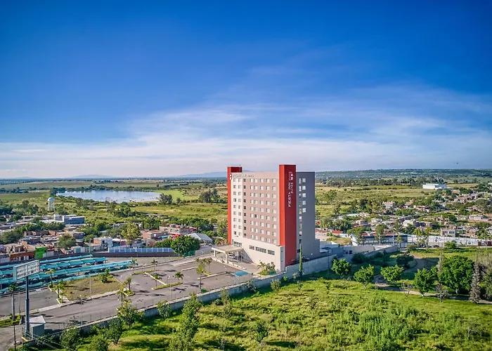 Fiesta Inn Suites Aeropuerto Del Bajio