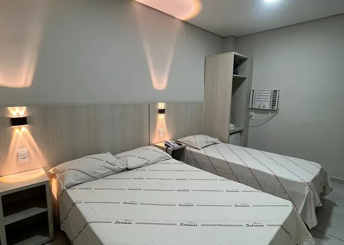 Hotel Salomão - Próximo a 25 de Março, Bom Retiro, Brás e Rua Santa Efigênia, a 2 minutos do Mirante Sampa Sky e pista de Skate Anhangabaú