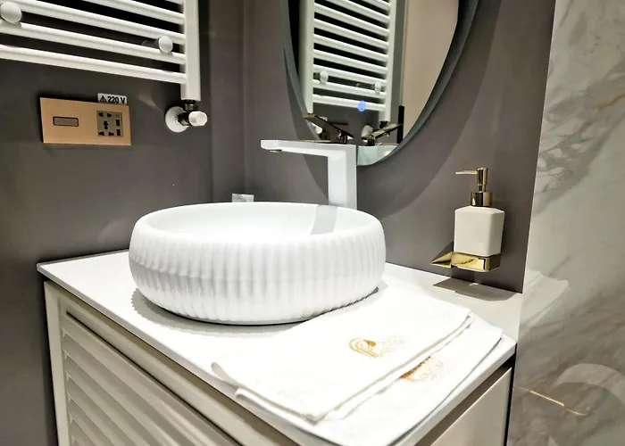 Arn Boutique Hotel
