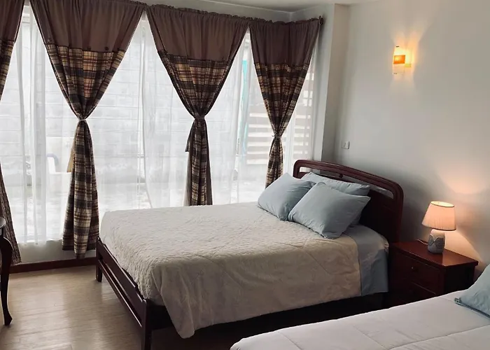 Apricot Hotel