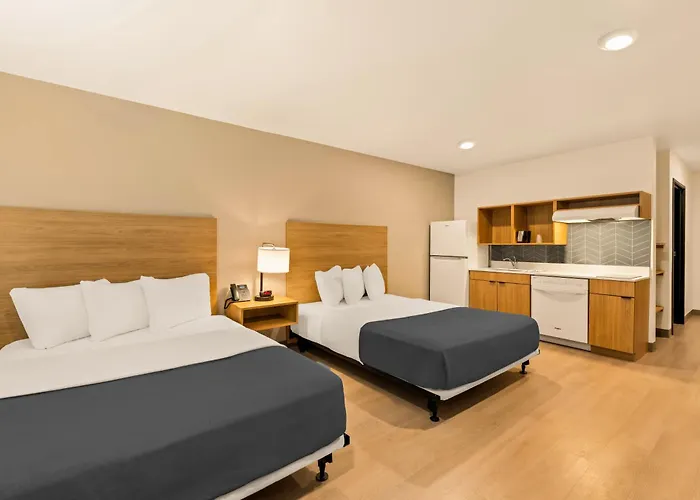 Livaway Suites Nashville-Smyrna
