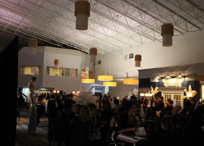 Wyndham Flint Mi Grand Blanc Bishop Airport Conference Ct