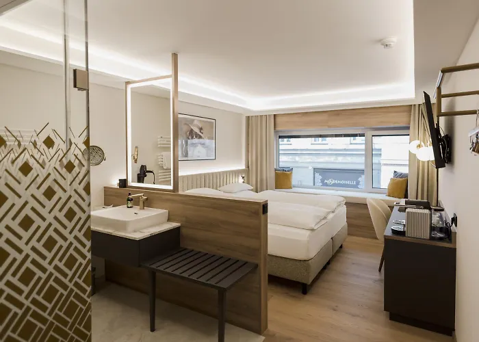 Hotel Schwarzer Baer