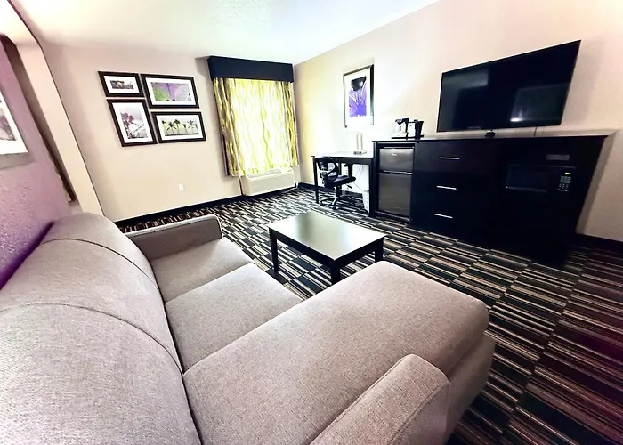 La Quinta By Wyndham Orlando Universal Area - Free Shuttle To Universal
