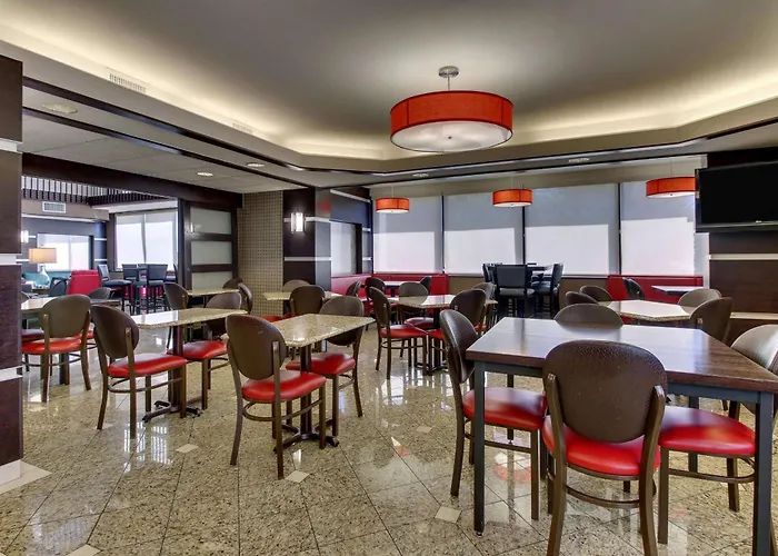 Heritage Inn Suites Houston Sugar Land, Trademark By Wyndham