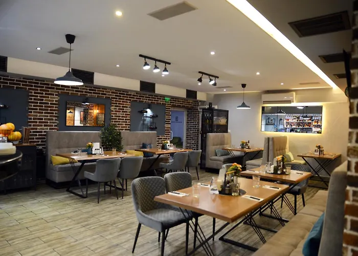 City House Family Hotel & Restaurant