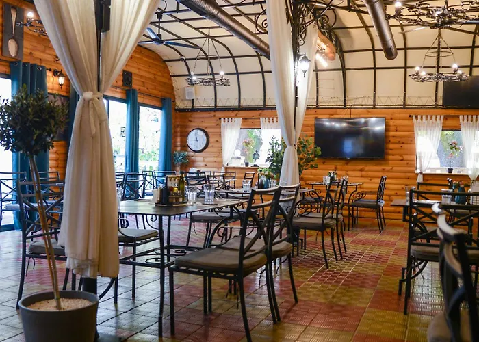 City House Family Hotel & Restaurant