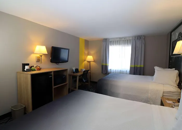 Super 8 By Wyndham Perryville
