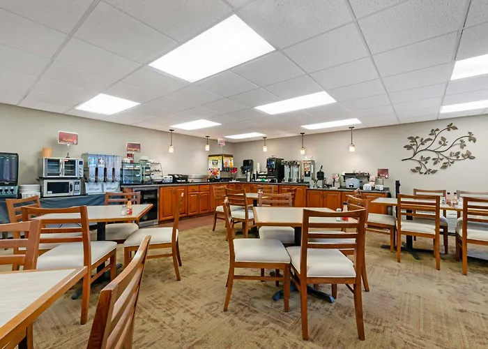 Best Western Plus Concord Inn