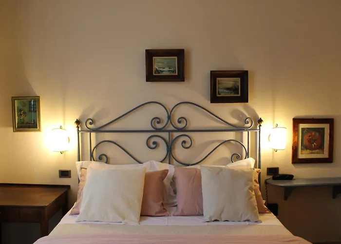 Boutique Hotel Fox'S Inn