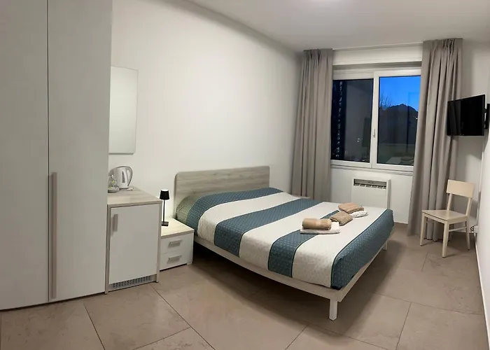 *Veranda'S Rooms* - Free Parking In Central Lugano