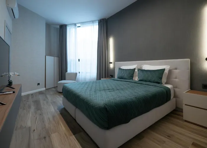Novos Luxury Suites