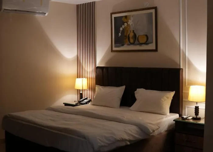 City Hotel Sargodha