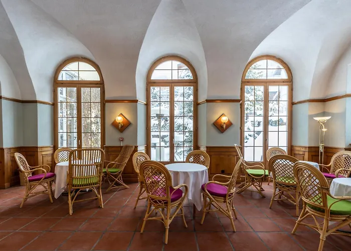 Hotel Piz Mitgel