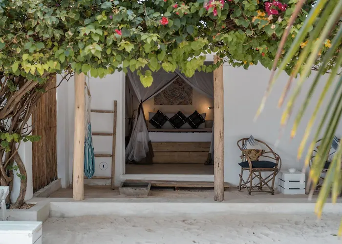 The Loop Beach Resort (Adults Only)