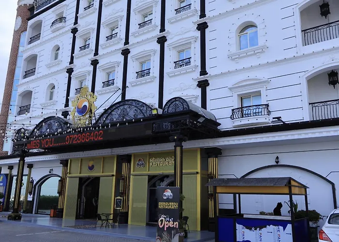 Claridge Star Hotel
