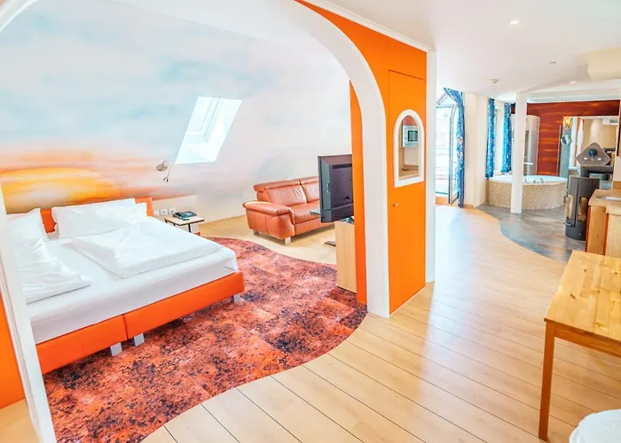 Penthouse mit Whirlpool, Sauna, Dachterrasse und Schwedenofen, air-condition