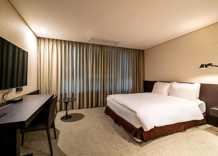 The Sky Hotel Cheon An