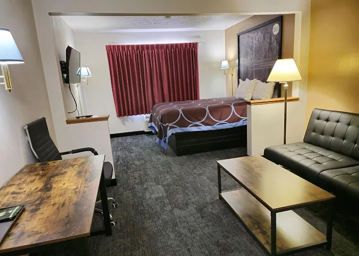 Amerivu Inn And Suites Shawano Wi