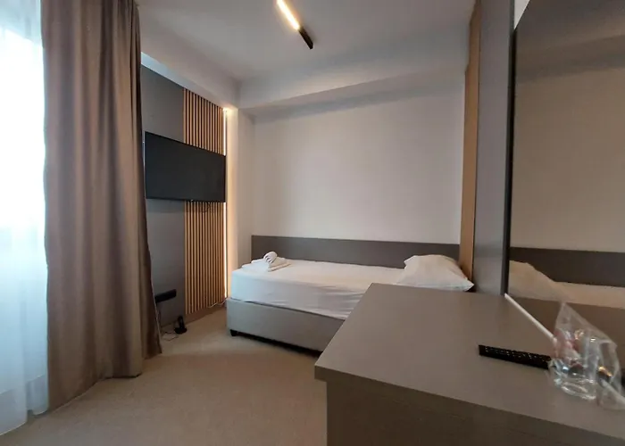 Hotel Almanas