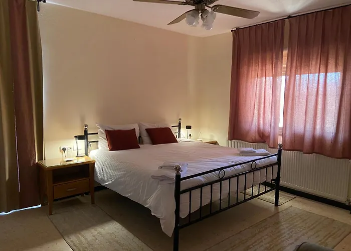 Baytna Hotel