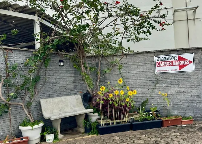 Schalom Hotel