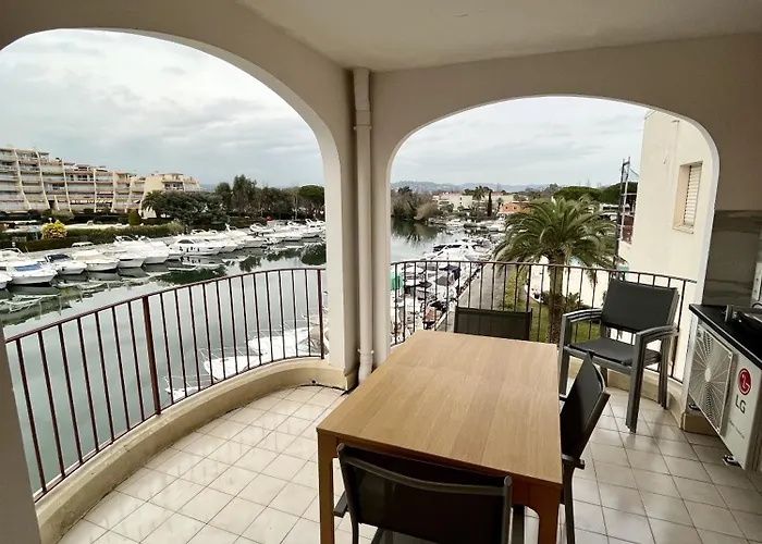 Studio moderne - Port de Mandelieu - Proche Mer
