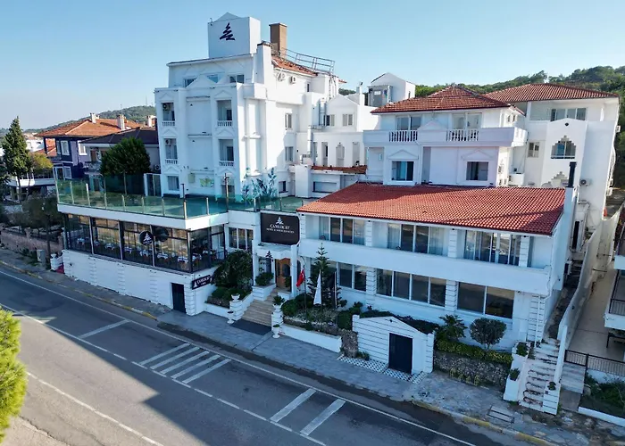 Camlik 87 Hotel Ayvalik