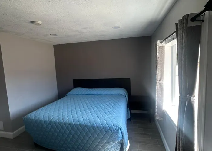 Sunlight Motel