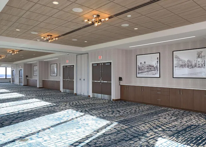Doubletree By Hilton Battle Creek