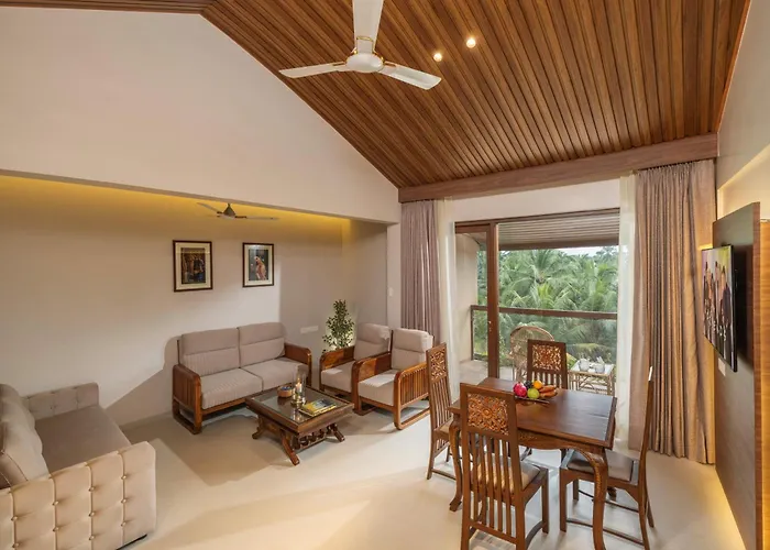 Uday Suites - The Airport Hotel