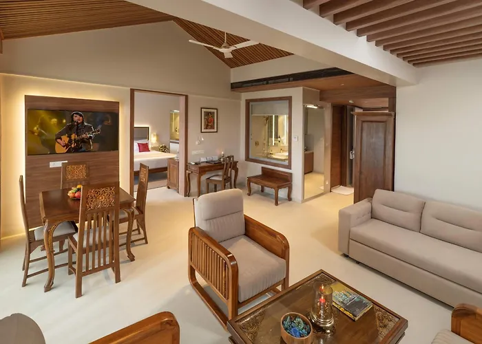 Uday Suites - The Airport Hotel
